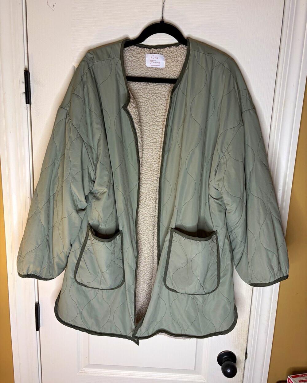Ces Femme Reversible Quilted Sherpa Jacket Size M/L Olive Green Cream Cardigan